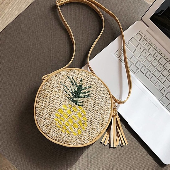 Tropical Pineapple Embroidered Round Straw Crossbody Bag - Picture 9 of 16